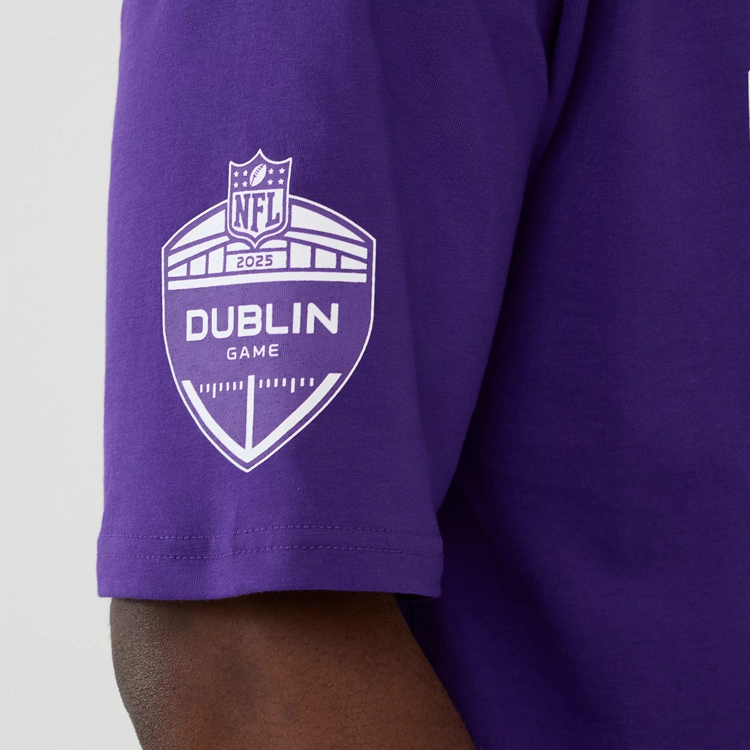 Minnesota Vikings NFL International Series Games 2025 Purple Oversized T-Shirt-kentox - Image 4