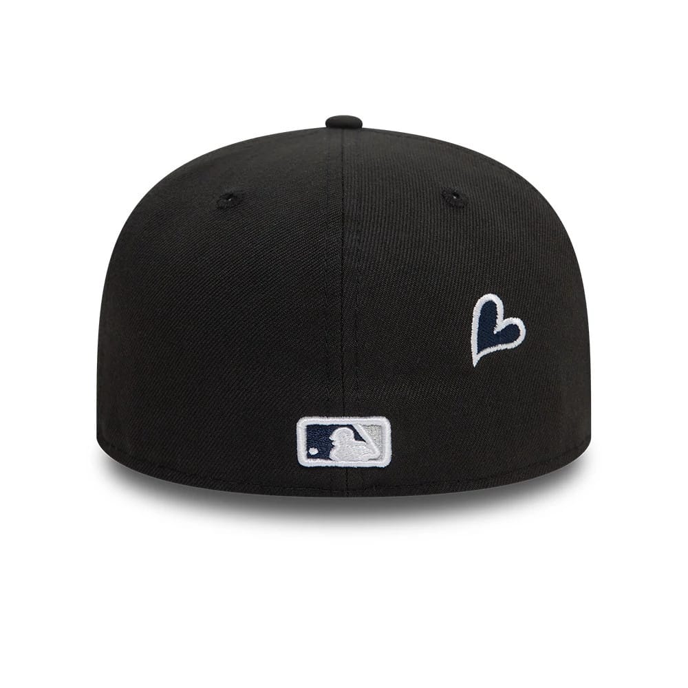 New York Yankees MLB Heart Icon Black 59FIFTY Fitted Cap-kentox - Image 2